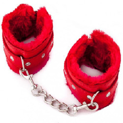 Tobilleras rojas con peluche